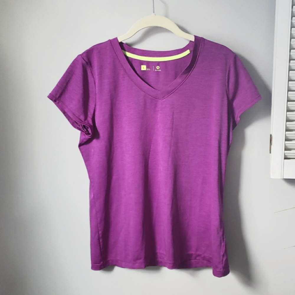 Large purple activewear tee